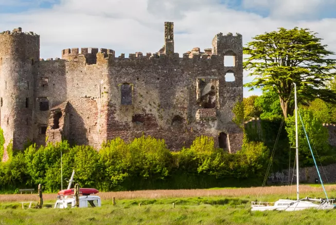 Laugharne Attractions - Laugharne Castle
