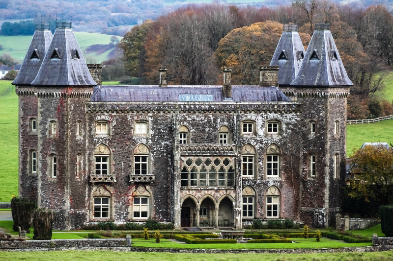 Newton House - The Top Carmarthenshire Tourist Attractions